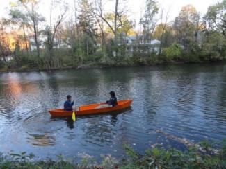 Sectional canoe